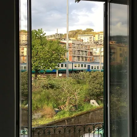 Station's Windows דירה *
